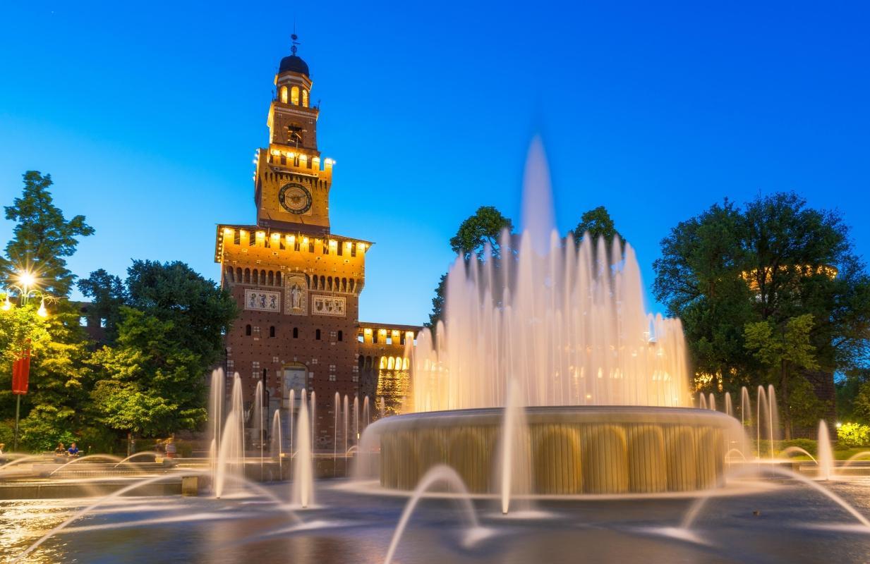 https://media-cdn.tripadvisor.com/media/attractions-content--1x-1/0b/27/61/91.jpg
