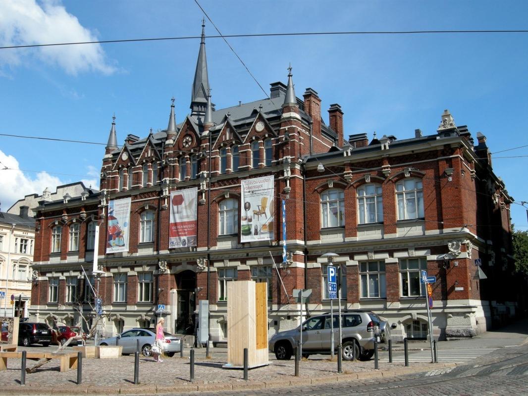 https://media-cdn.tripadvisor.com/media/attractions-content--1x-1/0b/39/8d/cc.jpg
