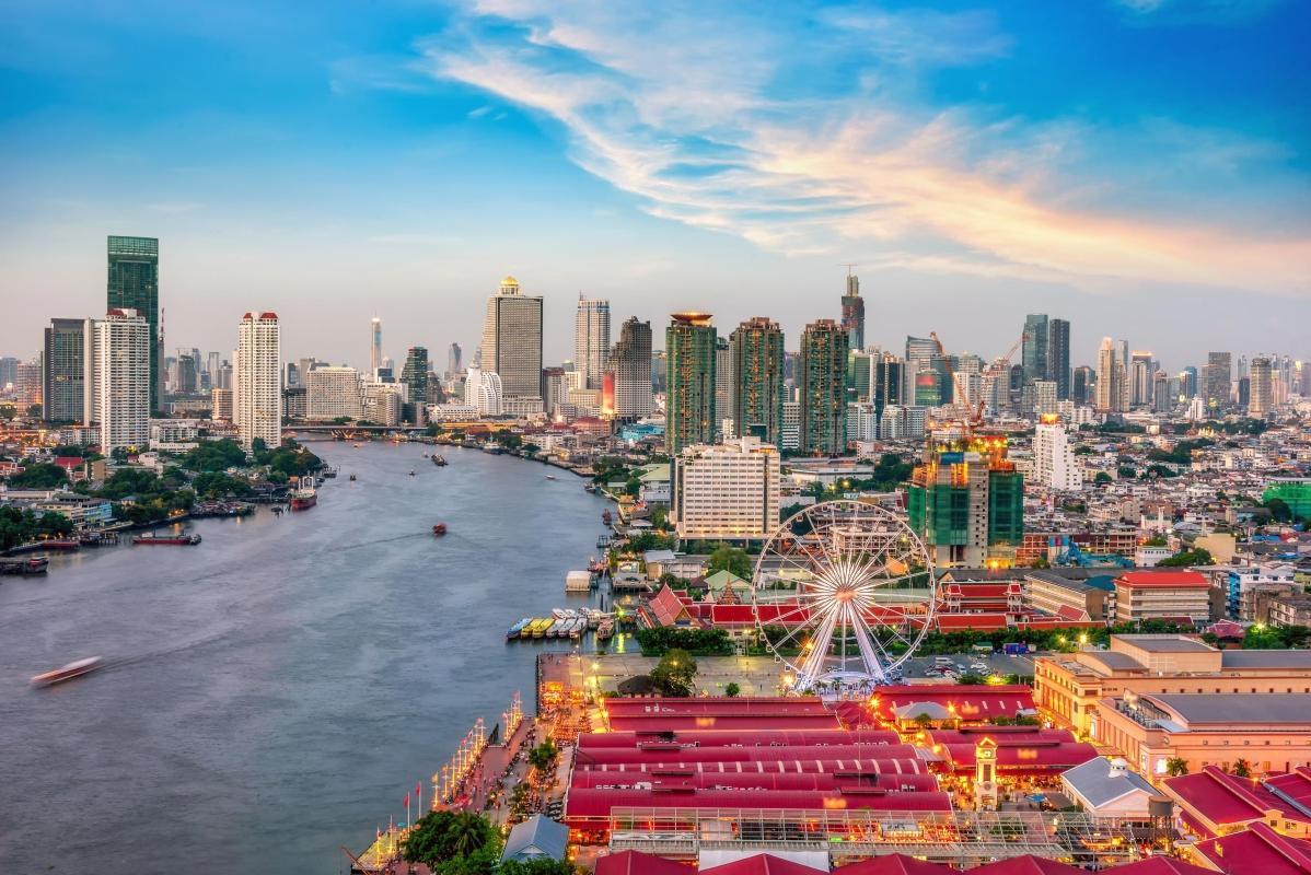 https://media-cdn.tripadvisor.com/media/attractions-content--1x-1/0b/39/a0/19.jpg